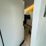 Studio With Self Check In- Perfect Location