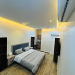 Studio With Self Check In- Perfect Location
